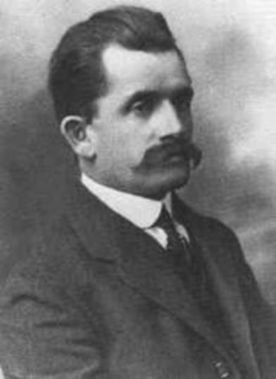 http://static2.carsablanca.de/files/medias/filename/Ferdinand_Porsche_1905_4932_big.jpg?1279711497