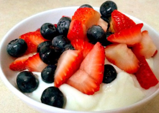 Suanie-berries-yoghurt-e1425306597459
