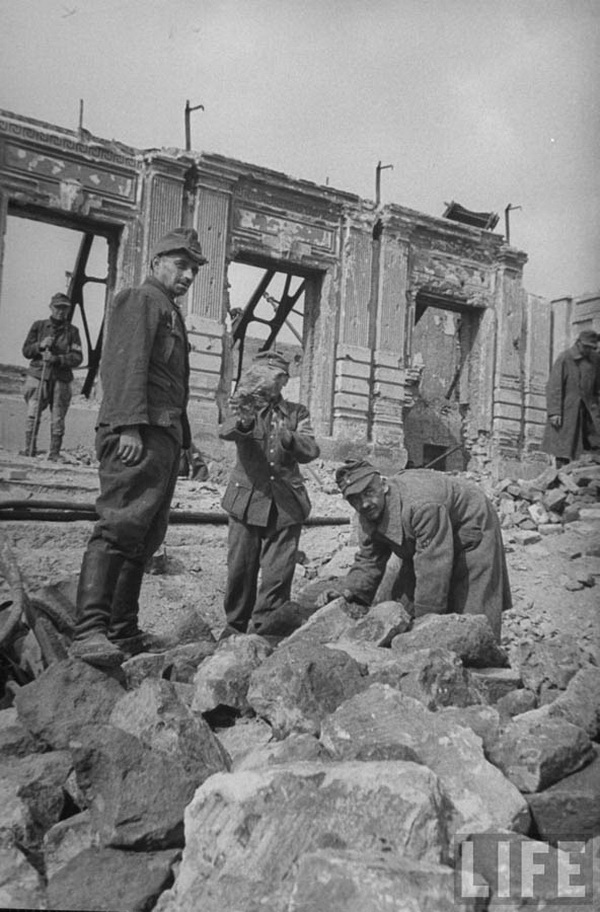 poslevoennyi-stalingrad-17.jpg