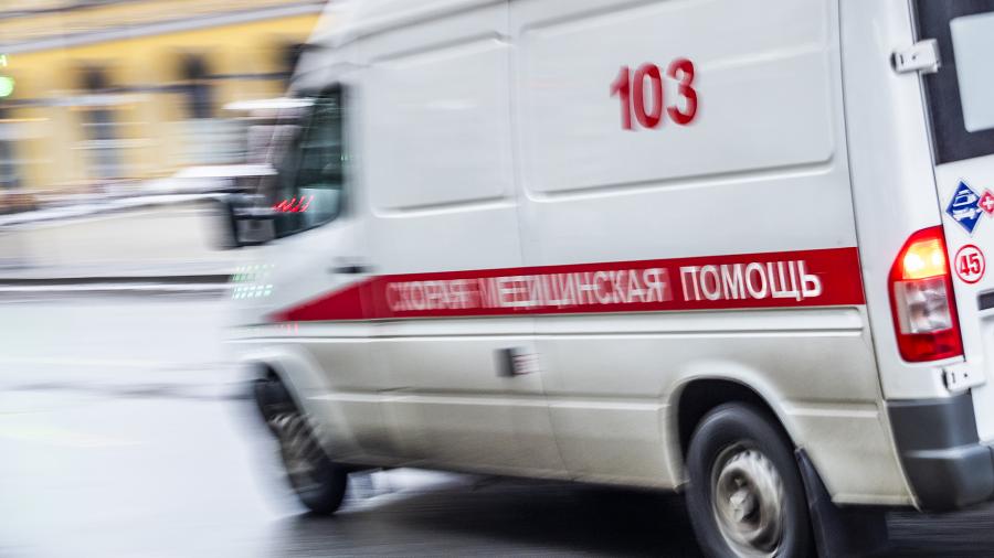 Неизвестные закидали камнями машину скорой помощи во Владивостоке
