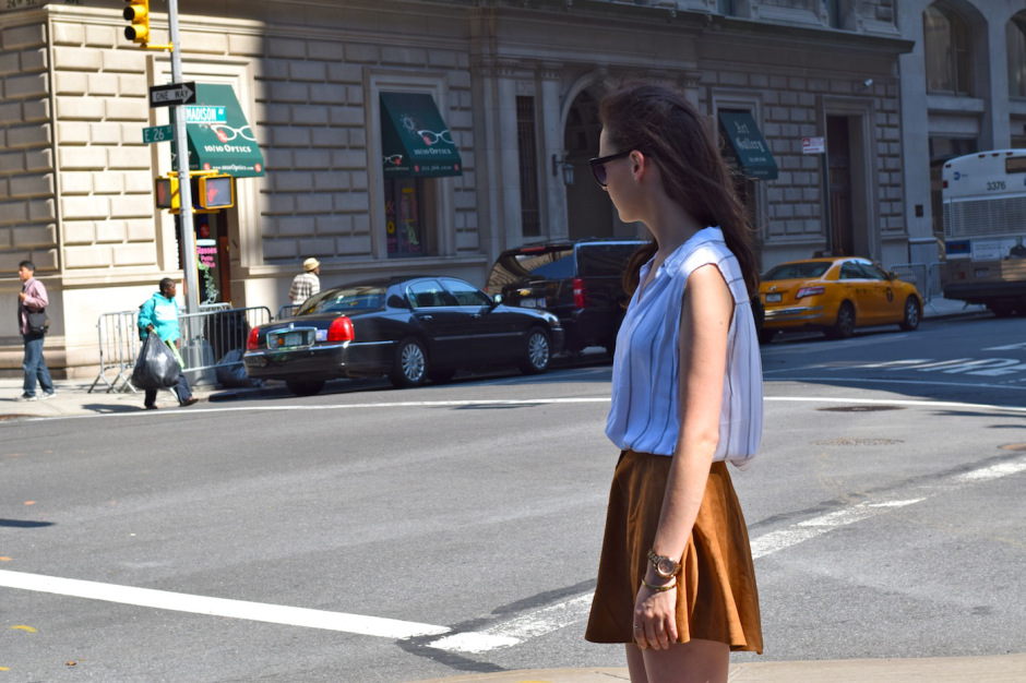 irish fashion: Suede Button-Up Skirt