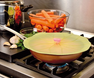 lily-pad-lid-pan