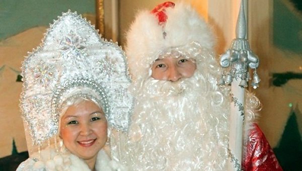 Шампанское «Советское» и «Антисоветское»: Крутой замес новогодних традиций в бывших республиках СССР Шампанское «Советское» и «Антисоветское»: Крутой замес новогодних традиций в бывших республиках СССР