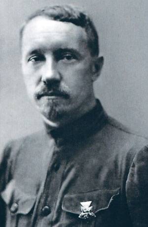 Сам себе главковерх