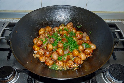 Жареная круглая картошка