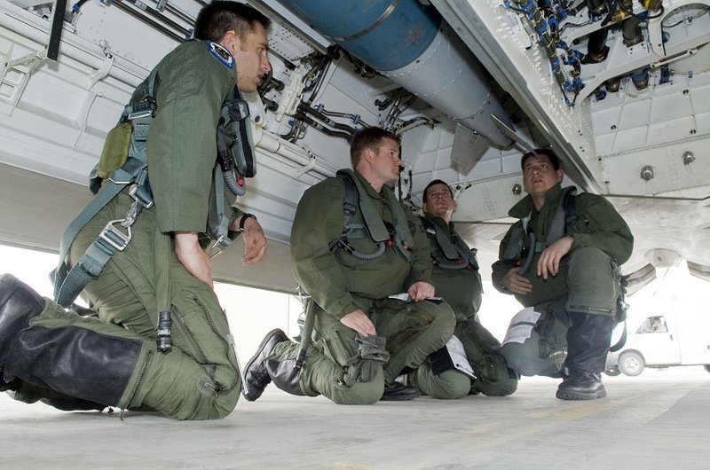 На заводе по сборке F-22