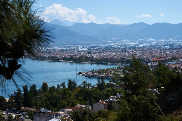 Россияне отказываются от поездок в Турцию после крушения СУ-24