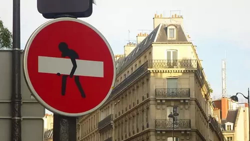 funny-vandalism-street-art5