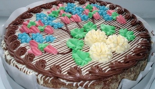 "Киевский" Лучшие бренды СССР: то, чем мы могли гордиться. Странно,что здесь нет нашего Калаша