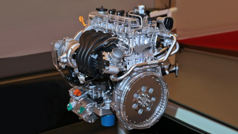 В Hyundai представили новый двигатель и восьмиступенчатый «автомат»