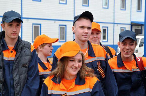 Дмитрий Рогозин выразил признательность студенческому стройотряду