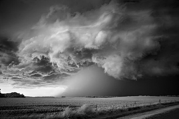 Шторм в фотографиях Mitch Dobrowner