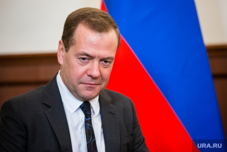 На Avito продают песок, по которому ходил Медведев. ФОТО