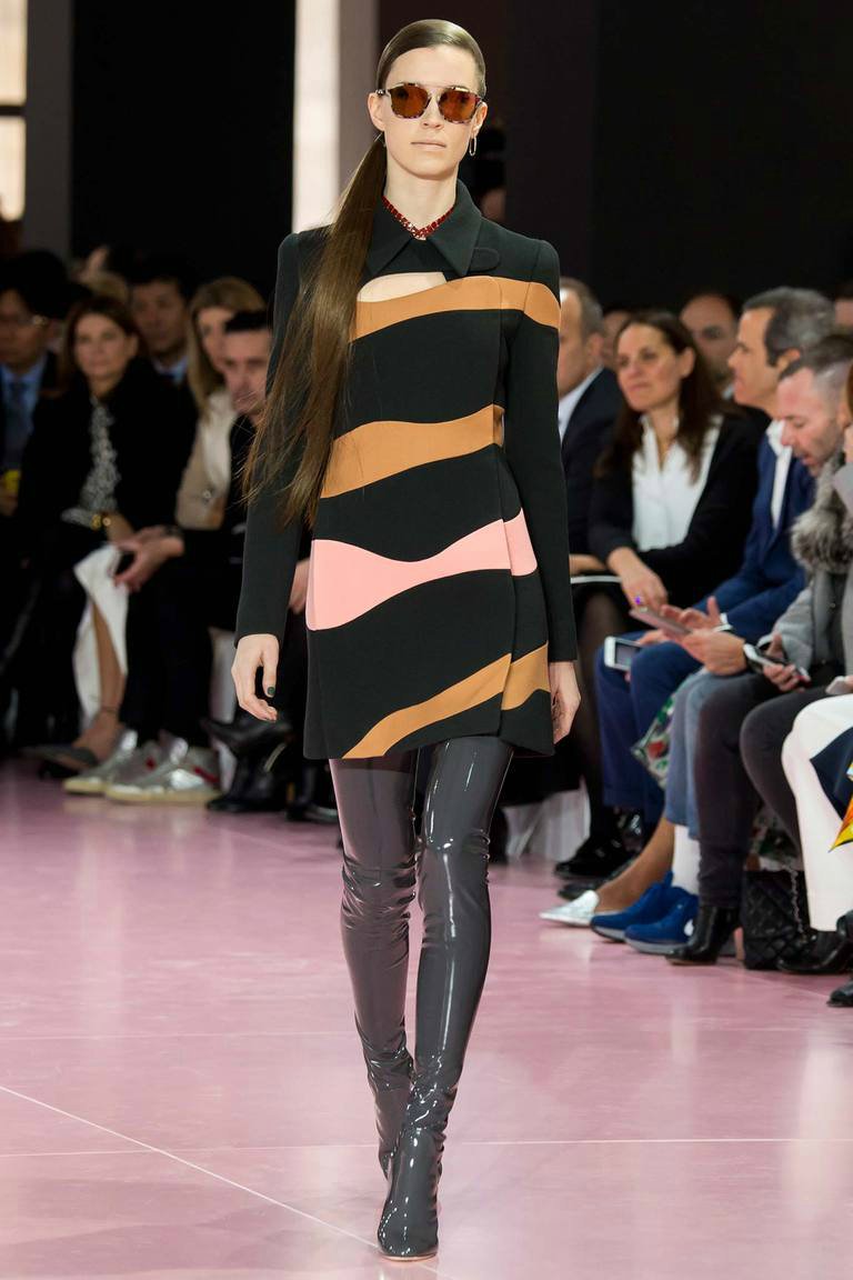 CHRISTIAN DIOR ОСЕНЬ-ЗИМА 2015/2016 CHRISTIAN DIOR ОСЕНЬ-ЗИМА 2015/2016