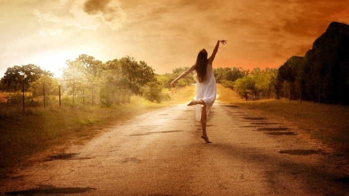 1392535799_krasivye-kartinki-na-rabochiy-stol-49 (700x393, 189Kb)