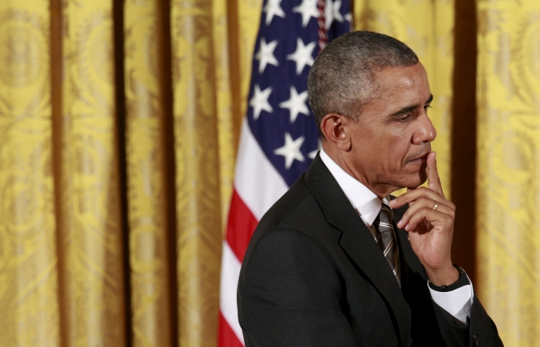 "Переобулся на ходу": Обама заявил, что давно был против обучения "оппозиции" в Сирии