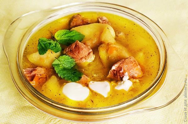 Свинина, тушенная с картофелем