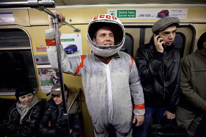 Неординарные пассажиры метро Неординарные пассажиры метро люди, метро