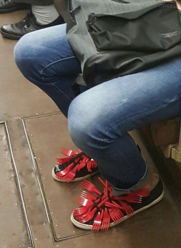 Жертвы гламура, чудовища стиля, монстры светской жизни! Вот это да! Жертвы гламура, чудовища стиля, монстры светской жизни! Вот это да!