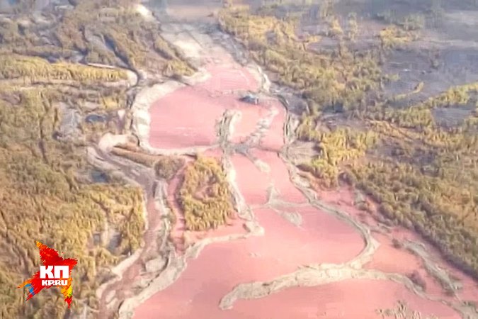 В Забайкалье река Итака стала красной