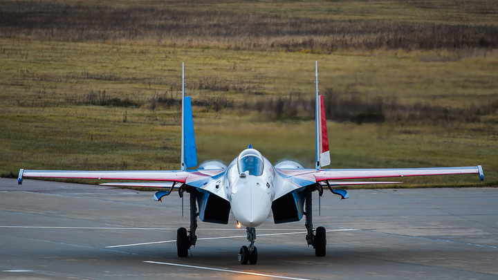 "Израильские истребители бегством спасались от Су-35": Операцию русских в красках описывают в Сети