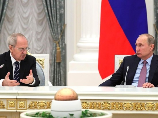Глава Конституционного суда предложил изменить систему власти в России Глава Конституционного суда предложил изменить систему власти в России