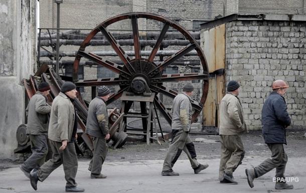 Украина закупает у сепаратистов 40 тысяч тонн угля в день