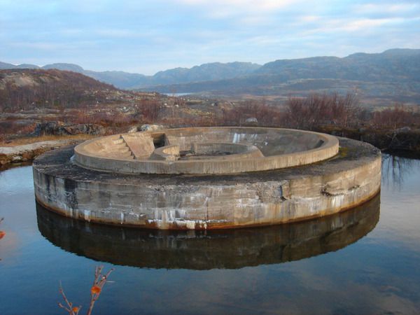 Поездка к таинственным кольцам третьего рейха, или проект "Аненербе" гитлер, немцы, тртий рейх, нло, аненербе, кольца, заполярье, мурманск