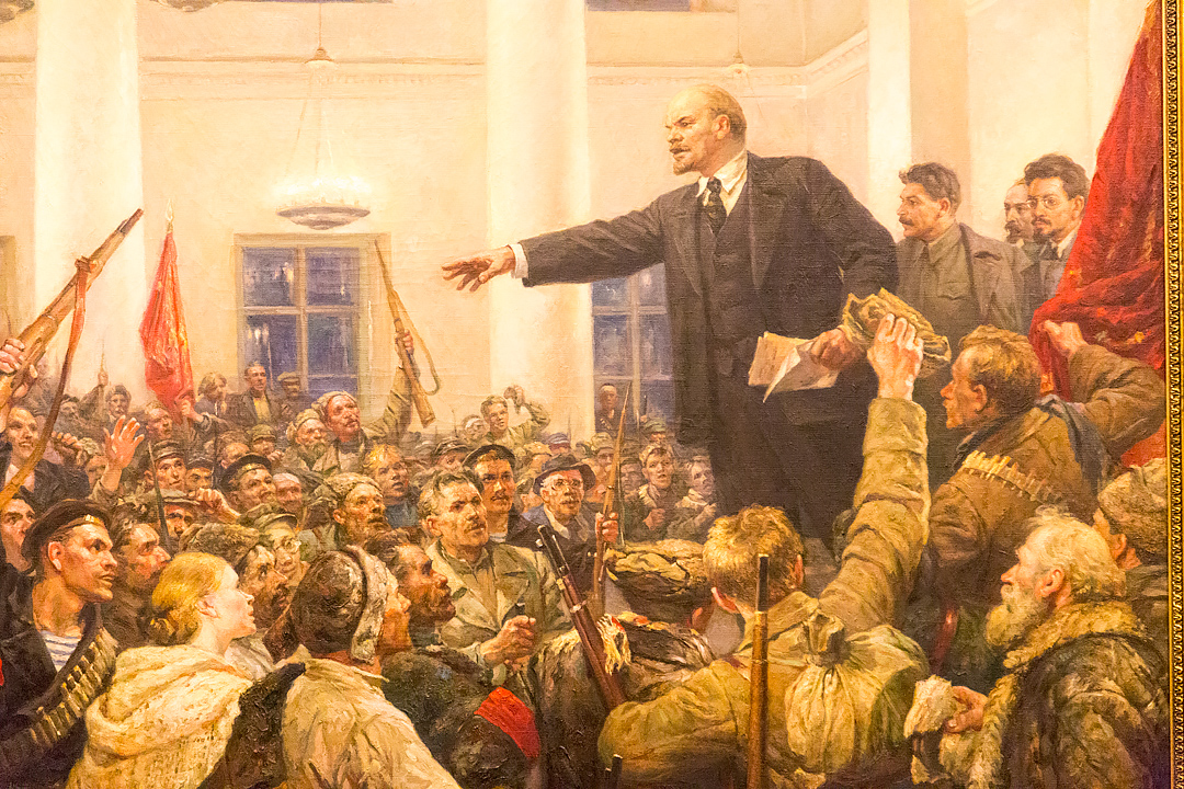 essay-of-lenin-established-communism-in-the-soviet-union-between-1918-and