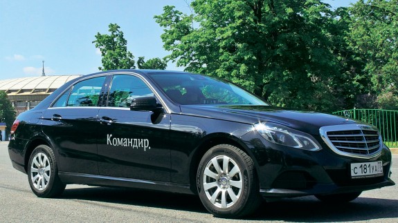 Как Mercedes-Benz E-класса уживается в шкуре такси