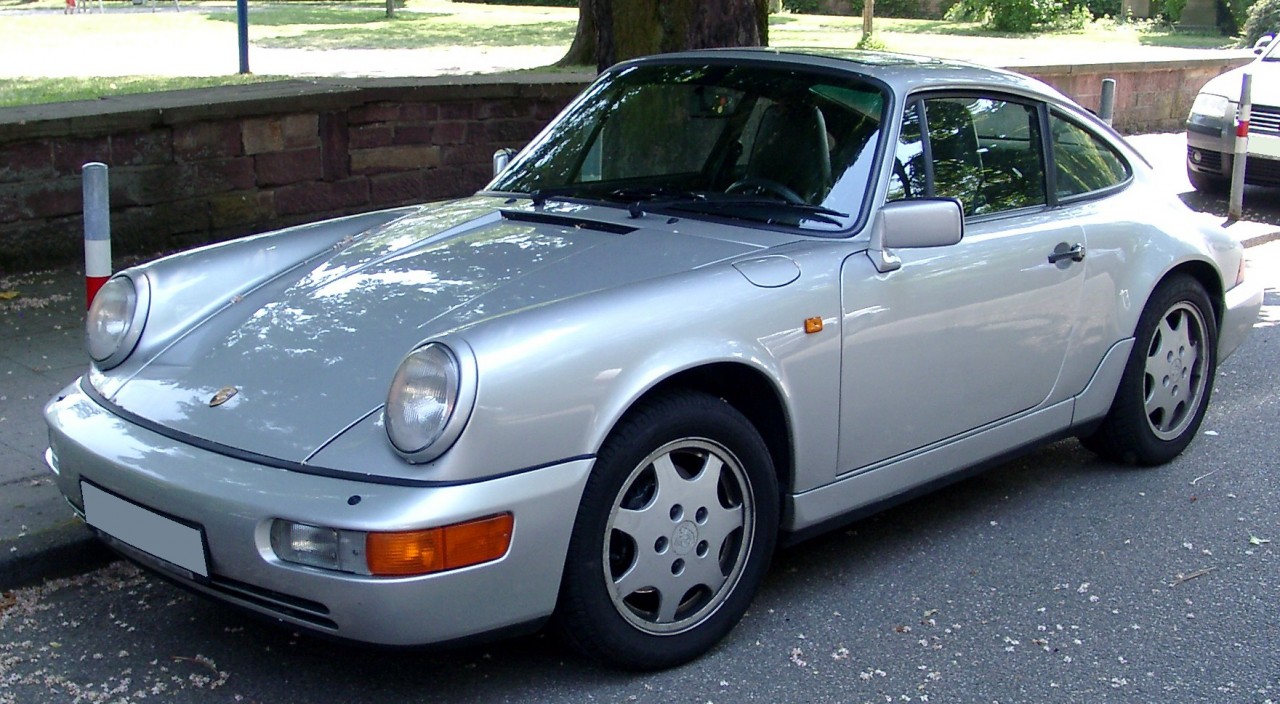http://upload.wikimedia.org/wikipedia/commons/a/a4/Porsche_964_front_20080515.jpg