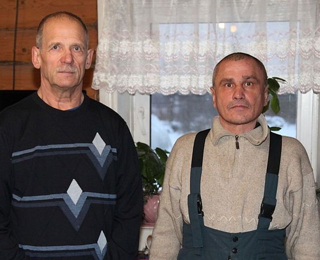 Маникюрный наборчик и матрешка за спасение пропавших в лесу детей Маникюрный наборчик и матрешка за спасение пропавших в лесу детей