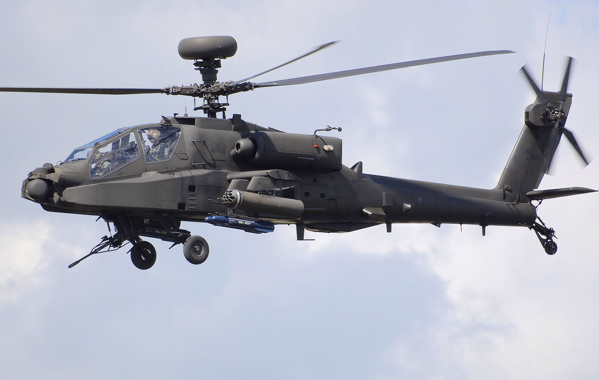 AH-64 «Апач» — ударный вертолёт США 80-х; сейчас служит для ВВС Армии Обороны Израиля.