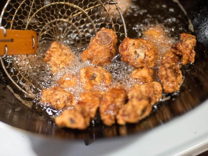 15 кулинарных лайфхаков, которые должен знать каждый кулинарные хитрости, кулинарные лайфхаки, как сделать еду вкуснее