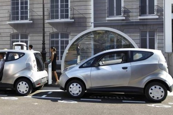 Electromobili
