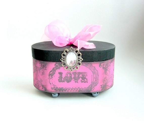  Box Pink Love