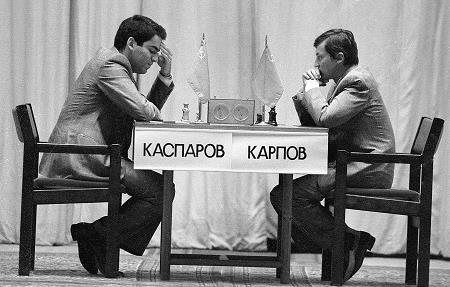 Чем кровавые коммунисты пудрили мозги советскому народу 90 лет назад чтобы превратить всех в рабов? Чем кровавые коммунисты пудрили мозги советскому народу 90 лет назад чтобы превратить всех в рабов?