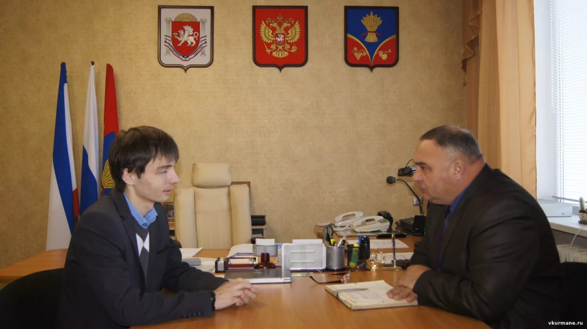 Глава Красногвардейского райсовет Роман Шантаев и глава Красногвардейской райадминистрации Василий Грабован