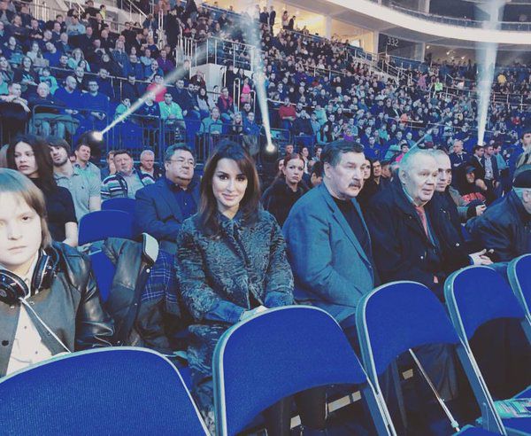 Матч-ТВ, или Игроков просят убраться с поля