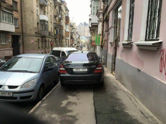 Просто я паркуюсь как... Просто я паркуюсь как...