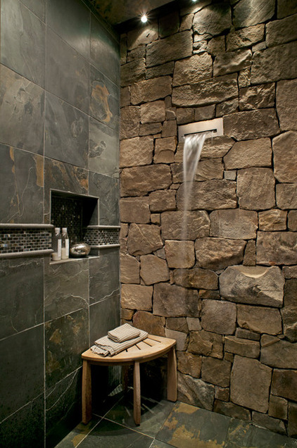 Рустика Ванная комната by Tyner Construction Co Inc
