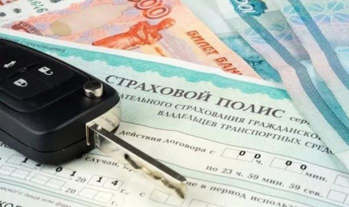 Какие документы имеет право потребовать инспектор ГИБДД, и в чем ему можно отказать