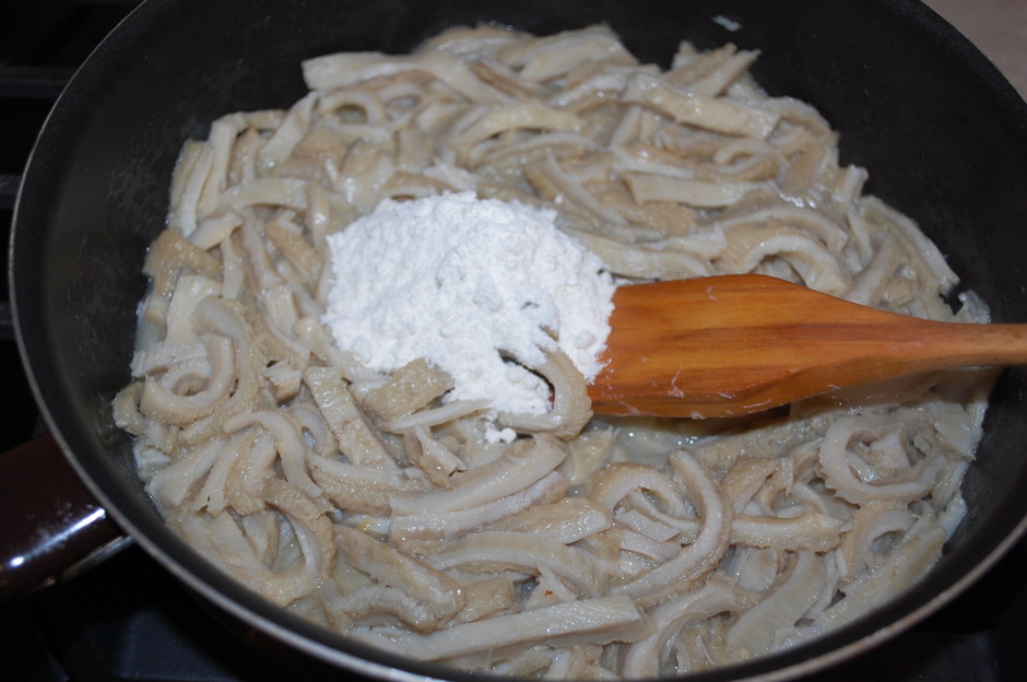 Рубец говяжий, запечённый в сметане.Вкусное блюдо, убедитесь сами! Рубец говяжий, запечённый в сметане.Вкусное блюдо, убедитесь сами!