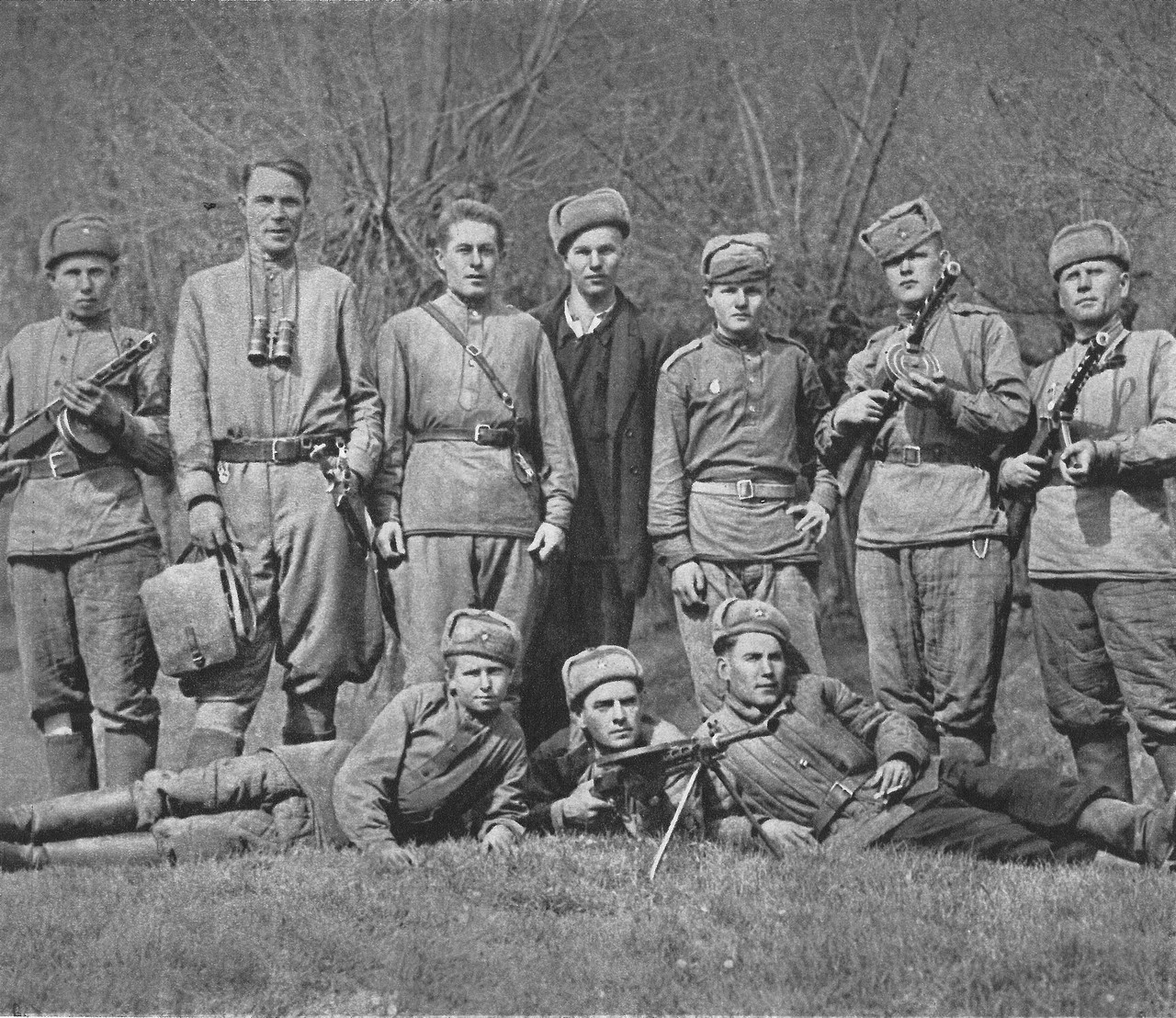 Зверства советских солдат в Чехословакии. 75 фото. Очень рекомендовано к прочтению!