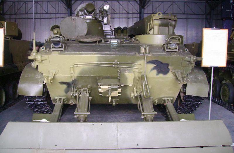 Бронированная ремонтно-эвакуационная машина (БРЭМ-Л)- Беглянка. Бронированная ремонтно-эвакуационная машина (БРЭМ-Л)- Беглянка. АРМИЯ., бронемашина, военная техника, танк