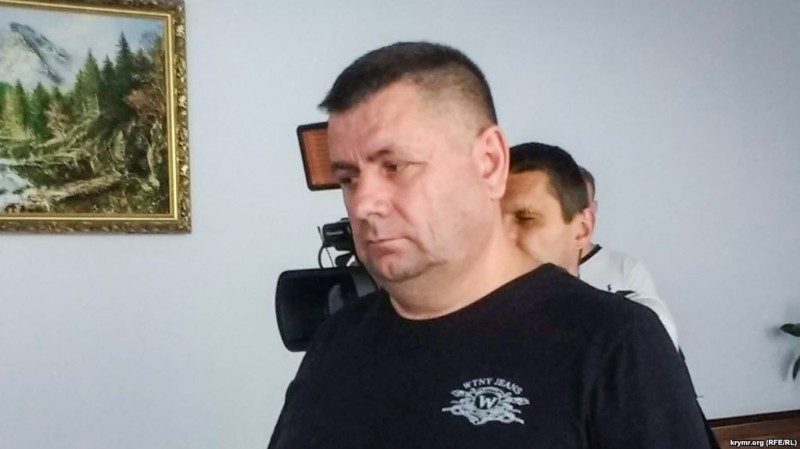 Еще одного дебила из Крыма повязали на Украине