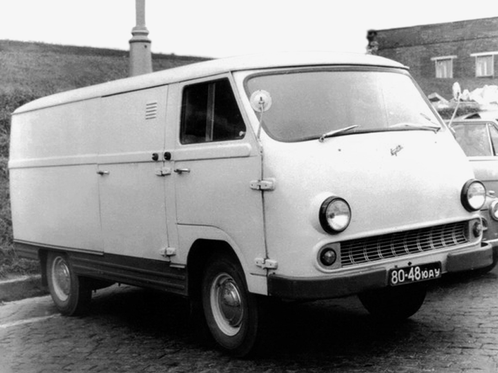 1966 год, ЕрАЗ-762. ЕрАЗ, Ереванский автозавод