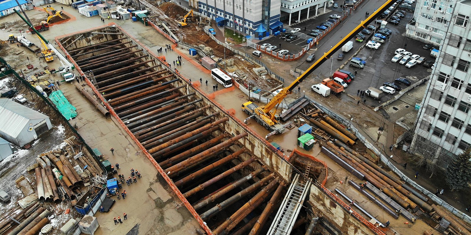 как строиться метро в москве