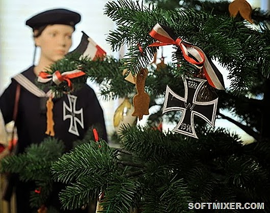 nazi_christmas-3 nazi_christmas-3