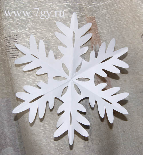 Простые снежинки из бумаги – схемы для вырезания
